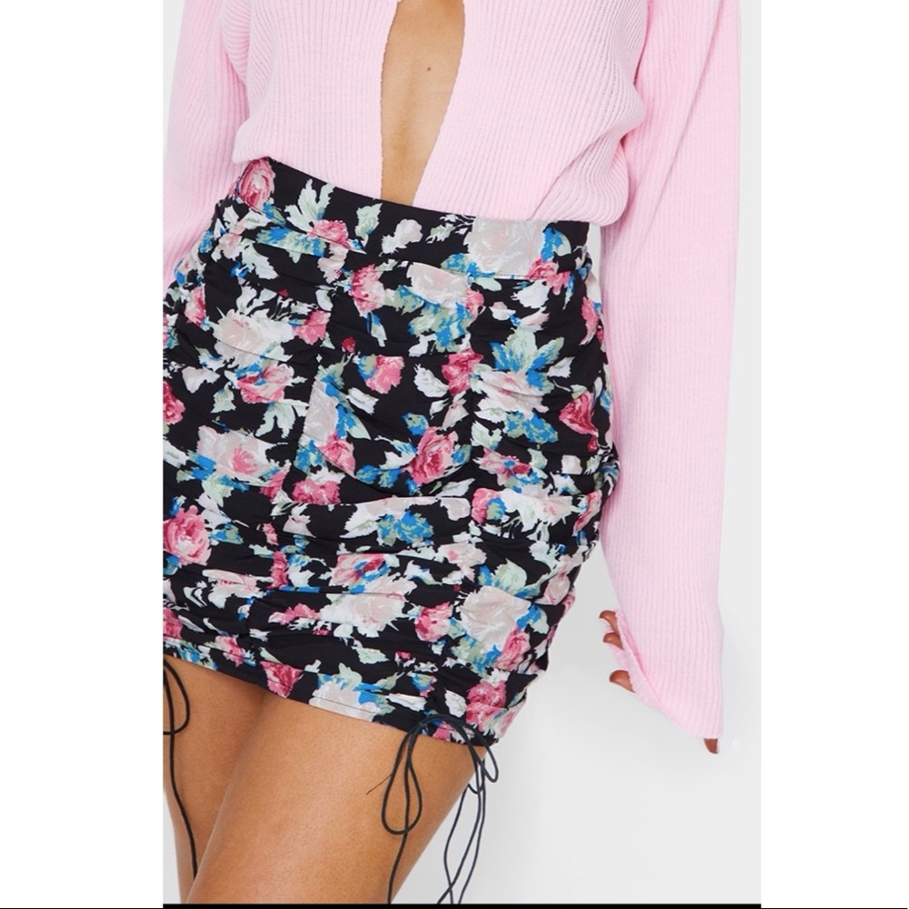 SKIRT - Picture 3 of 3
